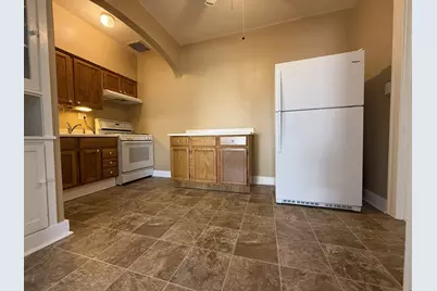 111 1/2 E Jefferson Street #1, Morris, IL 60450 - Photo 5