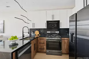 1355 N Western Ave, Chicago, IL 60622 - Photo 7