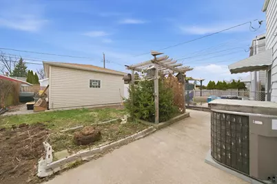 1424 S 57th Avenue, Cicero, IL 60804 - Photo 39