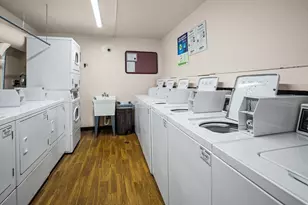 1375 Rebecca Dr, Hoffman Estates, IL 60169 - Photo 11