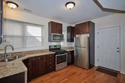 6241 N Claremont Avenue #3, Chicago, IL 60659 - Photo 11