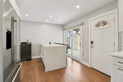 9262 N Woodland Drive, Niles, IL 60714 - Photo 9