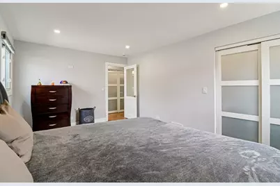 9262 N Woodland Drive, Niles, IL 60714 - Photo 13