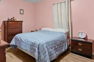 636 E 156th Pl, South Holland, IL 60473 - Photo 7