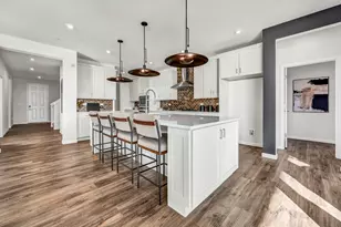 [Address not provided], Aurora, IL 60503 - Photo 7