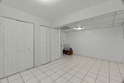 7431 N Hoyne Avenue #G, Chicago, IL 60645 - Photo 7