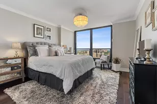 1030 N State St, Chicago, IL 60610 - Photo 13
