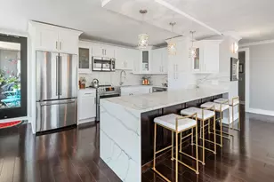 1030 N State St, Chicago, IL 60610 - Photo 7