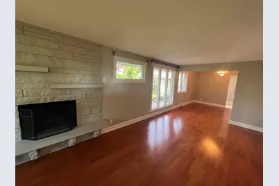 [Address not provided], Hickory Hills, IL 60457 - Photo 9