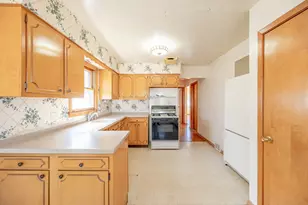 333 Barron St, Bensenville, IL 60106 - Photo 9