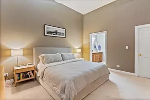 70 E 18th St, Chicago, IL 60616 - Photo 11