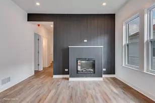 318 W 112th St, Chicago, IL 60628 - Photo 13