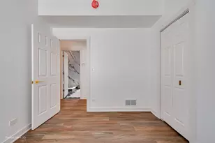 318 W 112th St, Chicago, IL 60628 - Photo 11