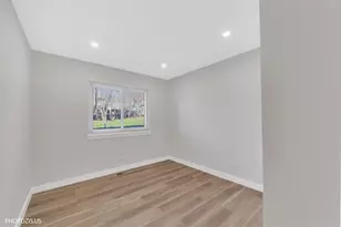 52 Stanton Ct, Schaumburg, IL 60193 - Photo 13