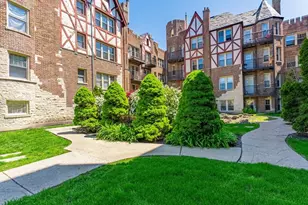 5717 N Kimball Ave, Chicago, IL 60659 - Photo 15