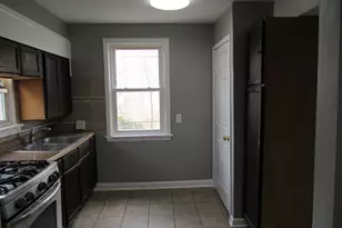 8756 S Kimbark Ave, Chicago, IL 60619 - Photo 7