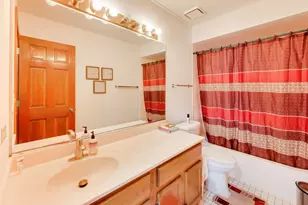 1075 Longford Rd, Bartlett, IL 60103 - Photo 37