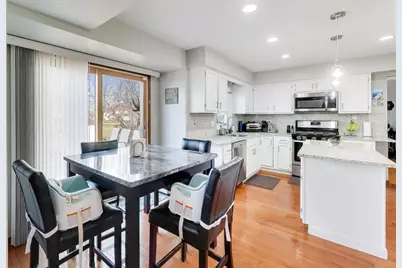 1075 Longford Road, Bartlett, IL 60103 - Photo 19