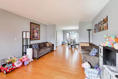 1075 Longford Road, Bartlett, IL 60103 - Photo 7