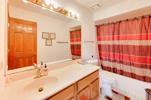 1075 Longford Rd, Bartlett, IL 60103 - Photo 39