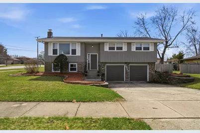 16740 Forest Avenue, Oak Forest, IL 60452 - Photo 1