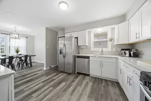 16740 Forest Ave, Oak Forest, IL 60452 - Photo 13