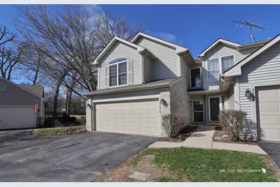 3338 Cottonwood Court, McHenry, IL 60051 - Photo 1