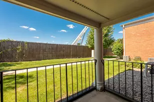 530 Shorely Dr, Barrington, IL 60010 - Photo 11