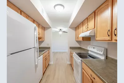 530 Shorely Drive #104, Barrington, IL 60010 - Photo 5