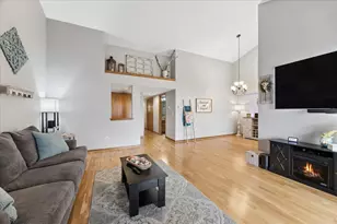 17950 66th Ct, Tinley Park, IL 60477 - Photo 3