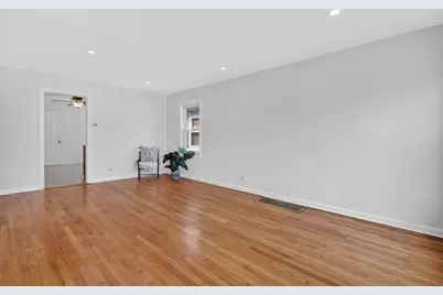 10552 S Troy Street, Chicago, IL 60655 - Photo 5