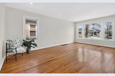 10552 S Troy Street, Chicago, IL 60655 - Photo 7