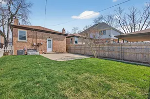 10552 S Troy St, Chicago, IL 60655 - Photo 33