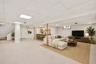 10552 S Troy St, Chicago, IL 60655 - Photo 23