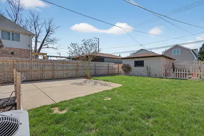 10552 S Troy Street, Chicago, IL 60655 - Photo 29