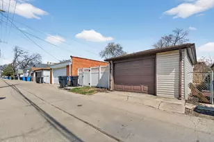 10552 S Troy St, Chicago, IL 60655 - Photo 37