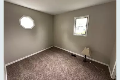 407 Laurel Avenue, Romeoville, IL 60446 - Photo 7