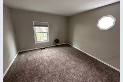 407 Laurel Avenue, Romeoville, IL 60446 - Photo 5