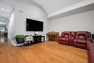 3740 N Pacific Ave, Chicago, IL 60634 - Photo 5