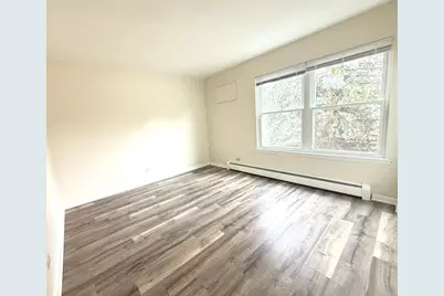 575 Berry Avenue #2F, Grayslake, IL 60030 - Photo 5