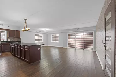 9864 Leland Avenue #220, Schiller Park, IL 60176 - Photo 3