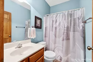 574 Sudbury Cir, Oswego, IL 60543 - Photo 9