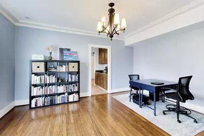 2041 W Farwell Avenue #2E, Chicago, IL 60645 - Photo 11