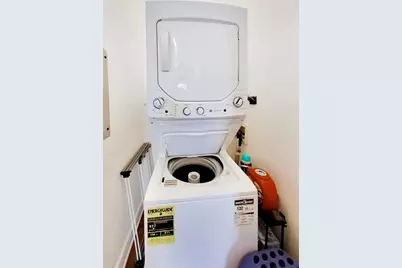 2041 W Farwell Avenue #2E, Chicago, IL 60645 - Photo 23