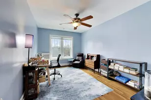 2041 W Farwell Ave, Chicago, IL 60645 - Photo 19