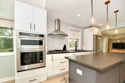 635 E Prairie Avenue, Lombard, IL 60148 - Photo 13