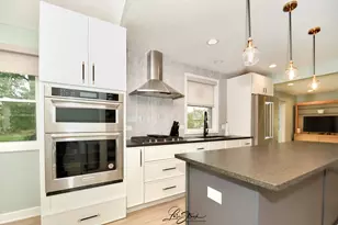 635 E Prairie Ave, Lombard, IL 60148 - Photo 13