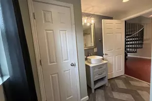 111 E Peach St, Centralia, IL 62801 - Photo 29