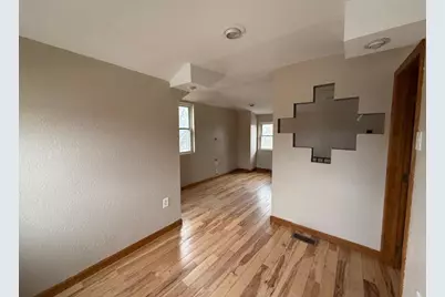 111 E Peach Street, Centralia, IL 62801 - Photo 47