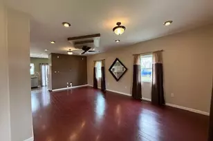 111 E Peach St, Centralia, IL 62801 - Photo 15